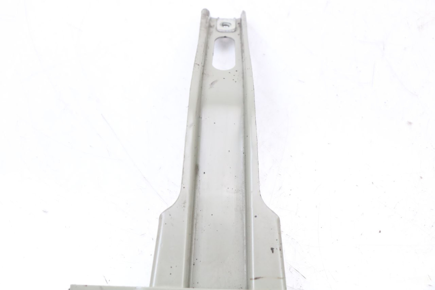 photo de SUPPORT DE PLAQUE APRILIA SR 2T 50 (2018 - 2022) - Zoom état d’usage