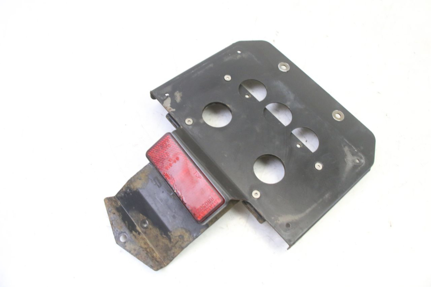 photo de SUPPORT DE PLAQUE YAMAHA TDM ABS 900 (2002 - 2014) - Détail de la pièce