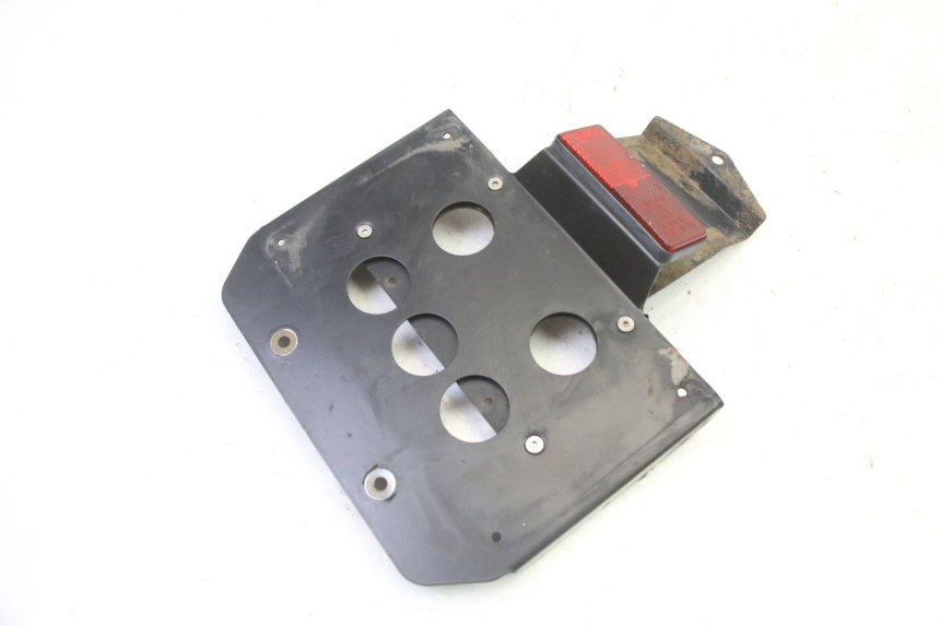 photo de SUPPORT DE PLAQUE YAMAHA TDM ABS 900 (2002 - 2014) - Autre angle de vue