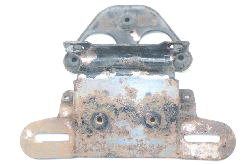 photo de SUPPORT DE PLAQUE YAMAHA XJ F 900 (1983 - 1994) - Autre angle de vue