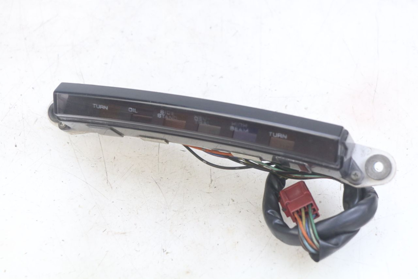 photo de TABLEAU DE BORD HONDA CBR F SC25 1000 (1989 - 1992) - Autre angle de vue