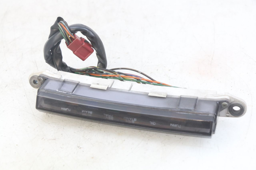 photo de TABLEAU DE BORD HONDA CBR F SC25 1000 (1989 - 1992) - Points de fixation