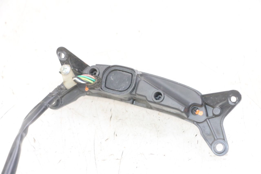 photo de TABLEAU DE BORD PIAGGIO IE MP3 YOURBAN 300 (2011 - 2016) - Autre angle de vue