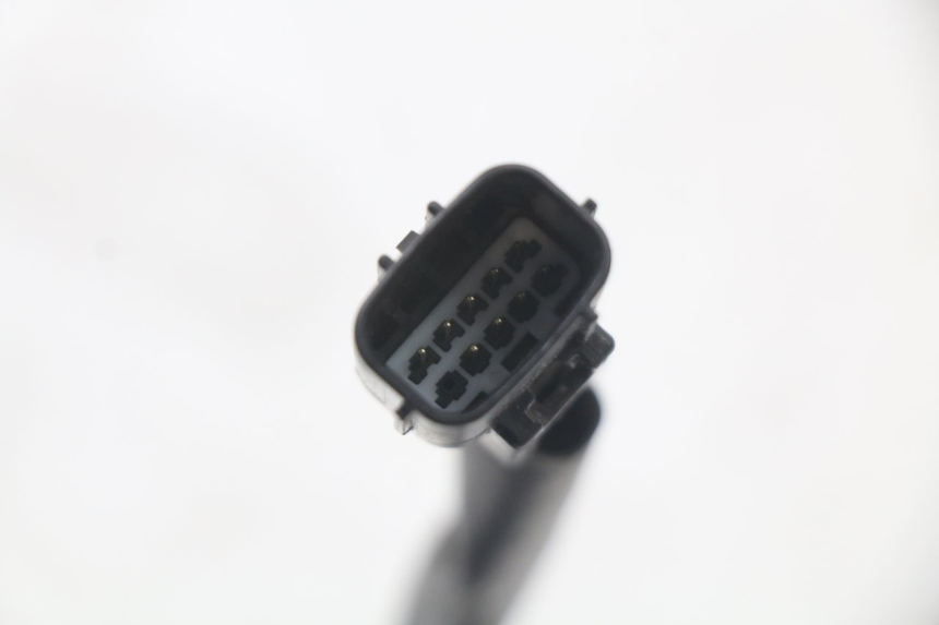 photo de TABLEAU DE BORD PIAGGIO MP3 HPE 350 (2018 - 2020) - Gros plan technique