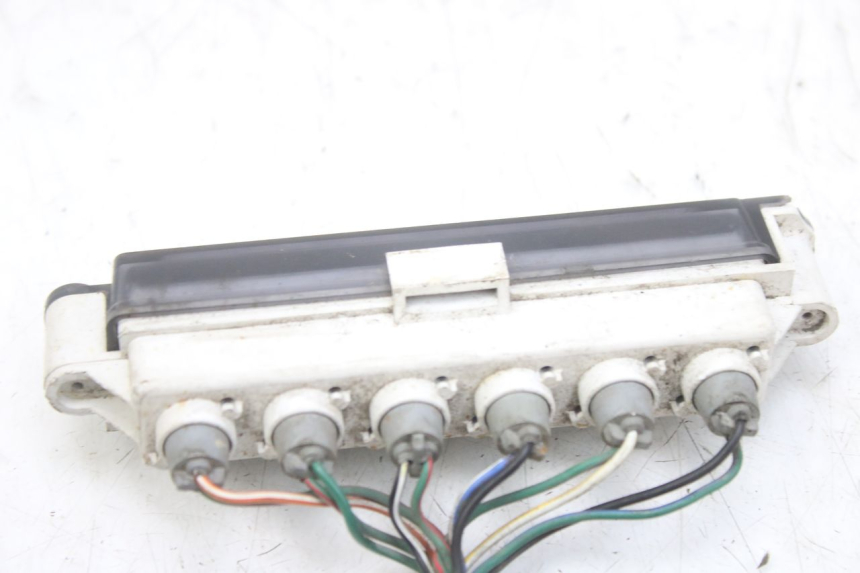 photo de TABLEAU DE BORD TRIUMPH SPRINT ST 955 (1999 - 2001) - Vue d’ensemble