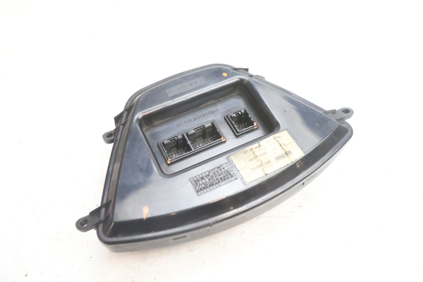 photo de TABLEAU DE BORD PIAGGIO X9 EVOLUTION 125 (2003 - 2007) - Marquages et références