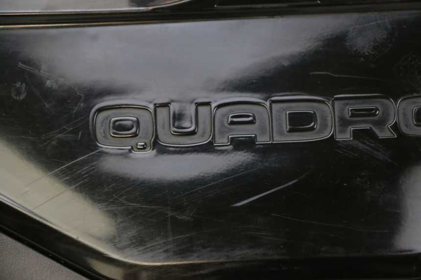 photo de TABLIER INTERIEUR QUADRO 4 4D 350 (2015 - 2018) - Aperçu profil