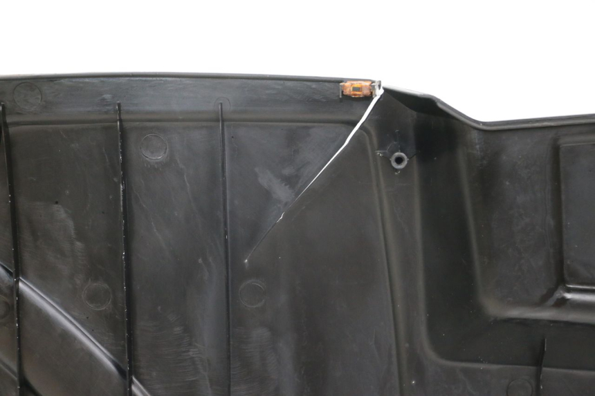 photo de TABLIER INTERIEUR DAELIM A-FOUR 2T 50 (2005 - 2012) - Gros plan technique