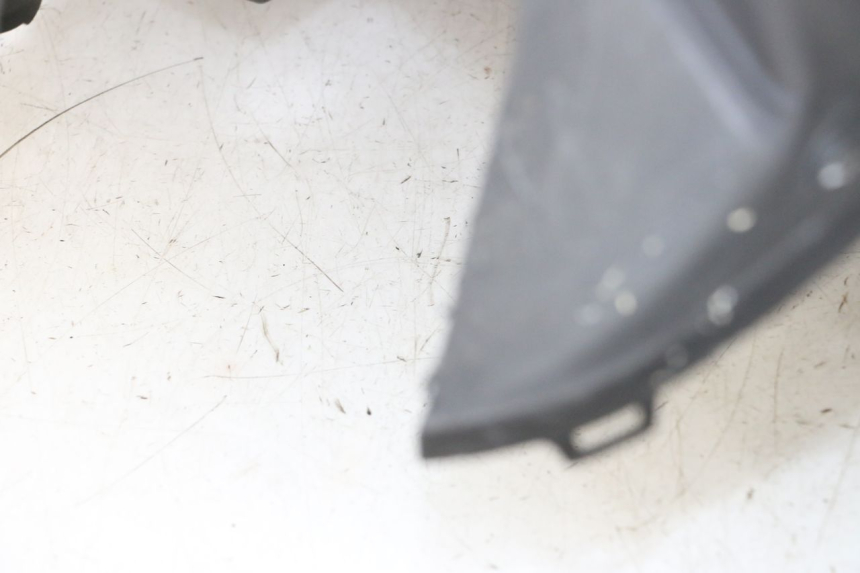 photo de TABLIER INTERIEUR KYMCO AGILITY 16+ 4T 50 (2018 - 2023) - Vue rapprochée