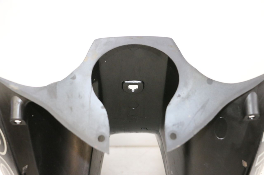 photo de TABLIER INTERIEUR KYMCO AGILITY 4T 50 (2018 - 2022) - Zoom état d’usage