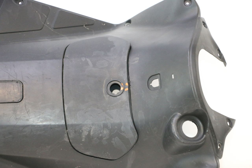 photo de TABLIER INTERIEUR KYMCO AGILITY CITY 4T 50 (2008 - 2016) - Inspection visuelle