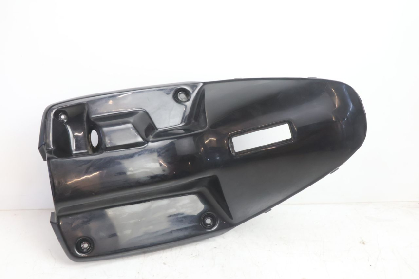 photo de TABLIER INTERIEUR MBK BOOSTER SPIRIT 50 (1996 - 1999) - Détail de la pièce