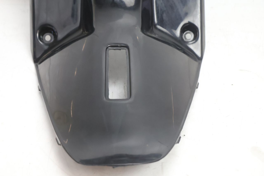photo de TABLIER INTERIEUR MBK BOOSTER SPIRIT 50 (1996 - 1999) - Gros plan technique