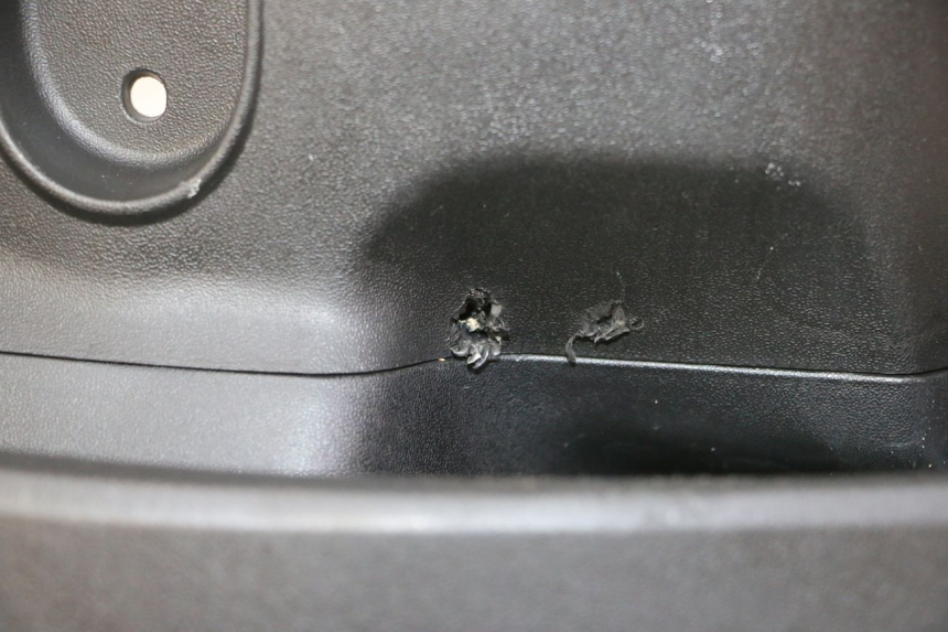 photo de TABLIER INTERIEUR MOTRON BREEZY 4T 50 (2021 - 2025) - État de surface