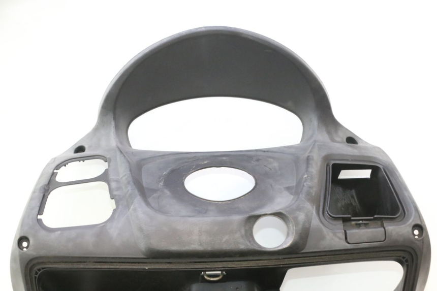 photo de TABLIER INTERIEUR SUZUKI BURGMAN 125 (2007 - 2014) - Zoom qualité