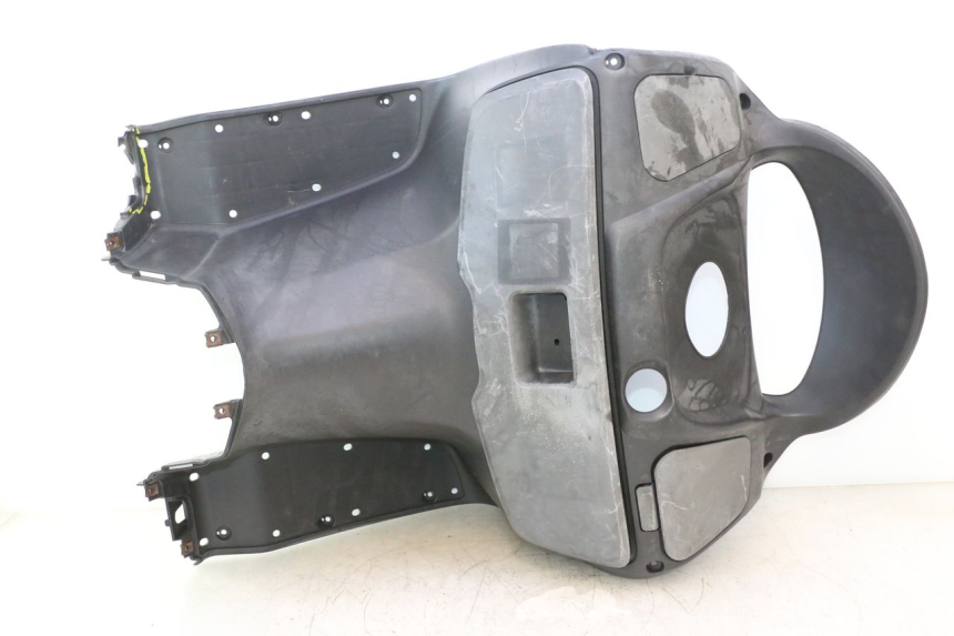 photo de TABLIER INTERIEUR SUZUKI BURGMAN 125 (2007 - 2014) - Vue principale