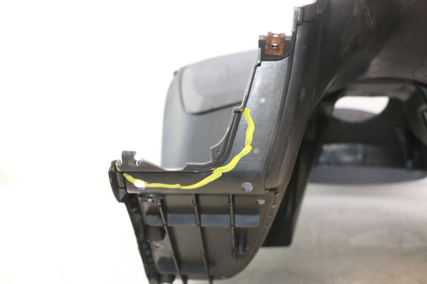 photo de TABLIER INTERIEUR SUZUKI BURGMAN 125 (2007 - 2014) - Photo complémentaire