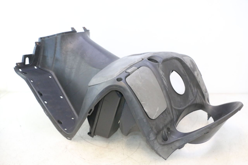 photo de TABLIER INTERIEUR SUZUKI BURGMAN 125 (2007 - 2014) - Angle alternatif