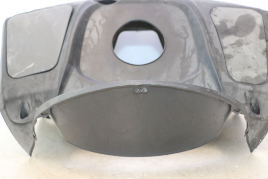 photo de TABLIER INTERIEUR SUZUKI BURGMAN 125 (2007 - 2014) - Autre angle de vue