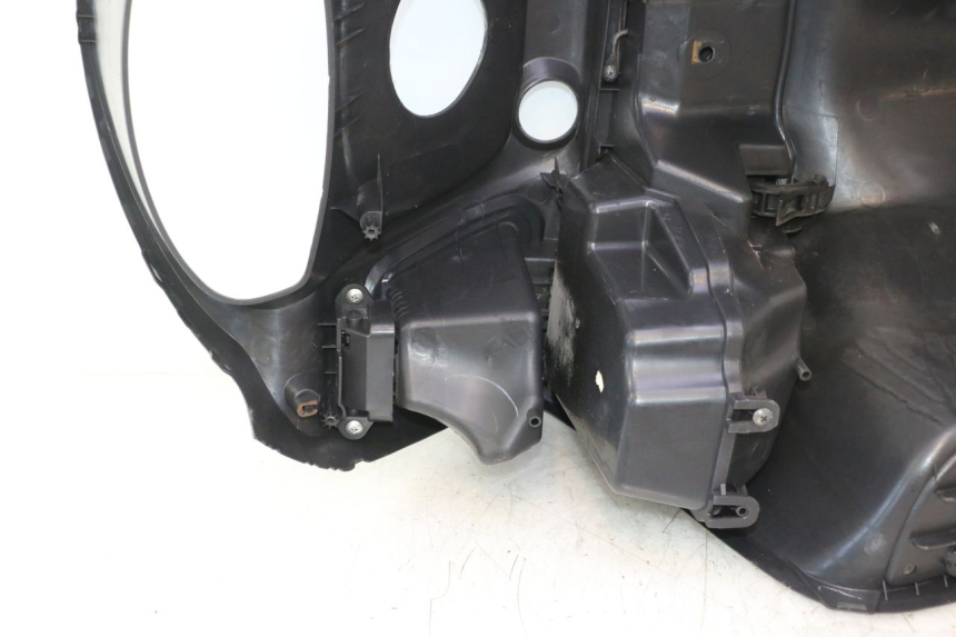 photo de TABLIER INTERIEUR SUZUKI BURGMAN 125 (2007 - 2014) - Pièce contrôlée