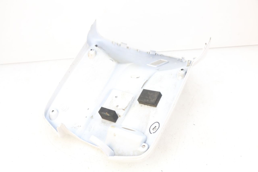 photo de TABLIER INTERIEUR YAMAHA BW'S 50 (2004 - 2017) - Points de fixation