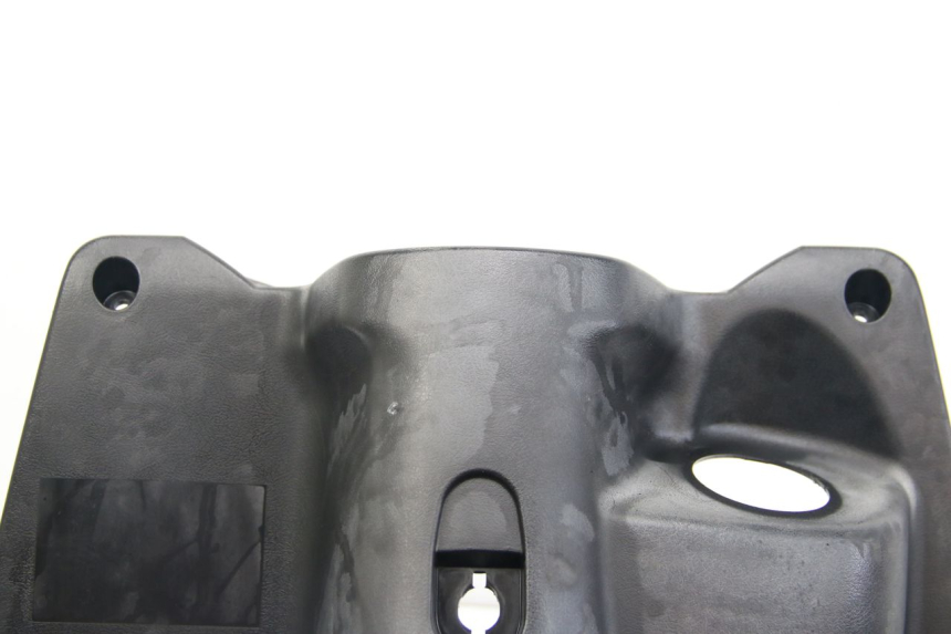 photo de TABLIER INTERIEUR YAMAHA BW'S BWS 125 (2010 - 2013) - Autre angle de vue