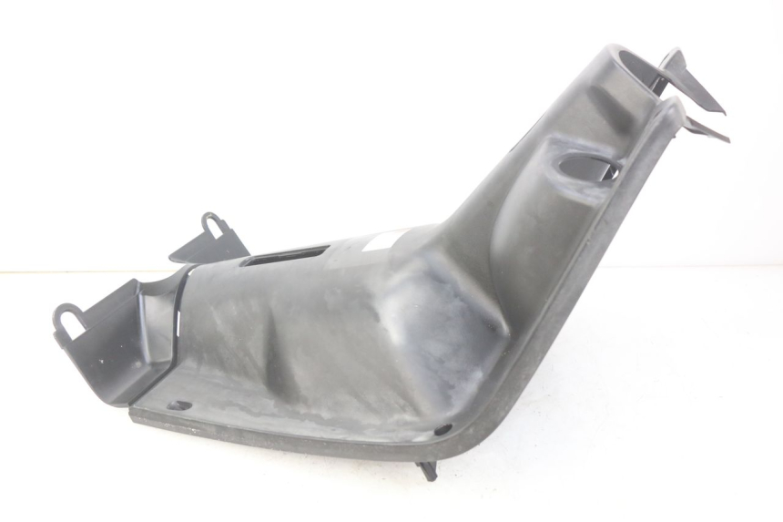 photo de TABLIER INTERIEUR YAMAHA BW'S BWS 125 (2010 - 2013) - Détail de la pièce