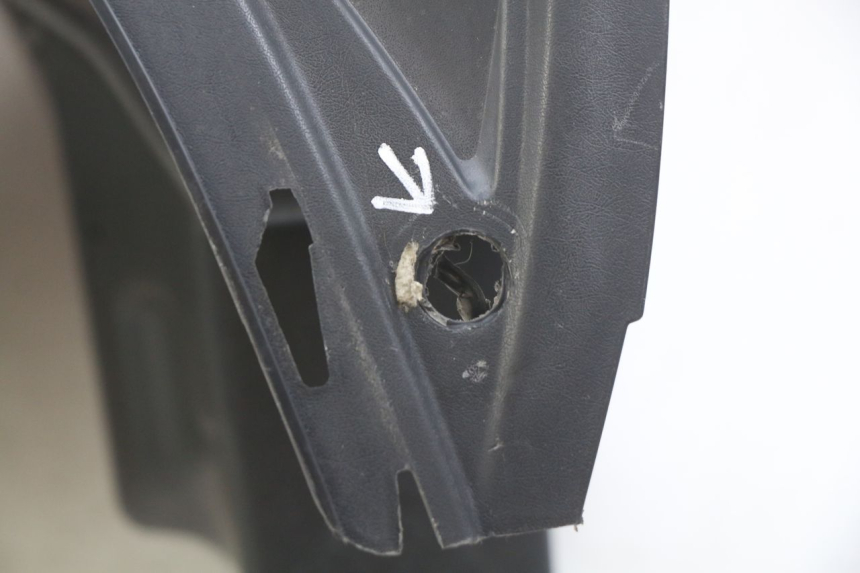 photo de TABLIER INTERIEUR PEUGEOT CITYSTAR 125 (2011 - 2017) - Détails caractéristiques