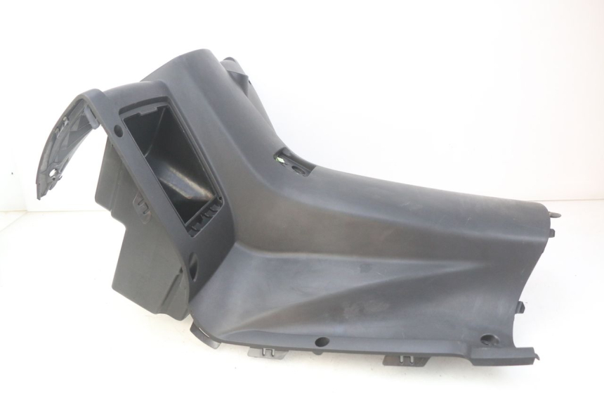 photo de TABLIER INTERIEUR PEUGEOT CITYSTAR 125 (2011 - 2017) - Points de fixation