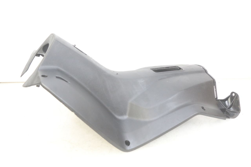 photo de TABLIER INTERIEUR SYM CROX 4T 50 (2016 - 2023) - Gros plan technique