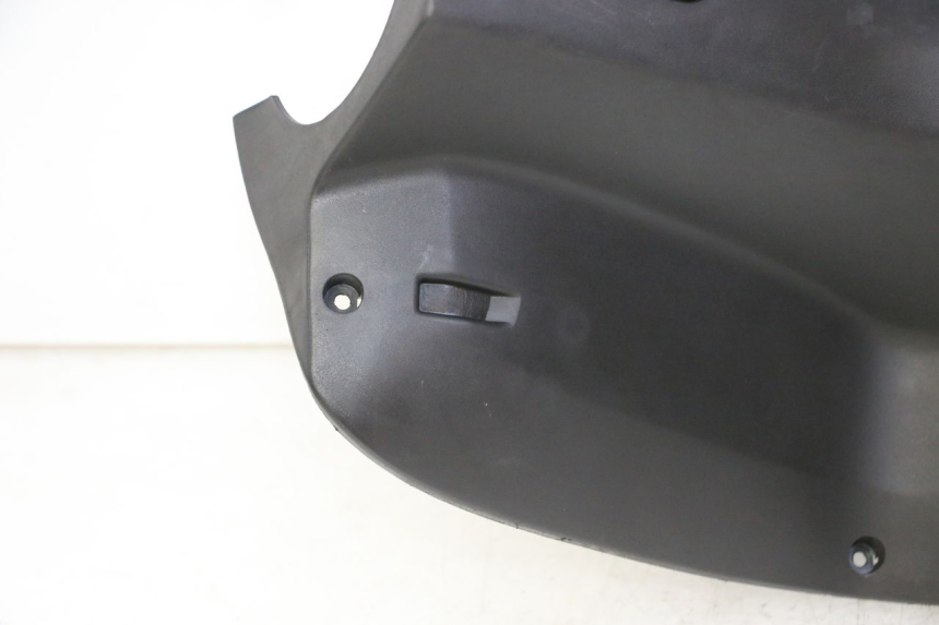 photo de TABLIER INTERIEUR SYM CROX 4T 50 (2016 - 2023) - Détails caractéristiques