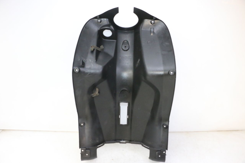 photo de TABLIER INTERIEUR SYM CROX 4T 50 (2016 - 2023) - Zoom état d’usage