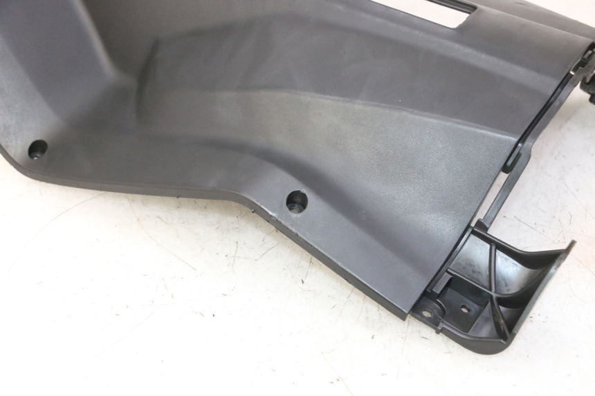 photo de TABLIER INTERIEUR SYM CROX 4T 50 (2016 - 2023) - Points de fixation