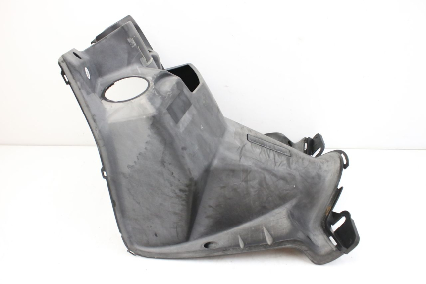 photo de TABLIER INTERIEUR YAMAHA CYGNUS X INJECTION 125 (2007 - 2013) - Zoom état d’usage