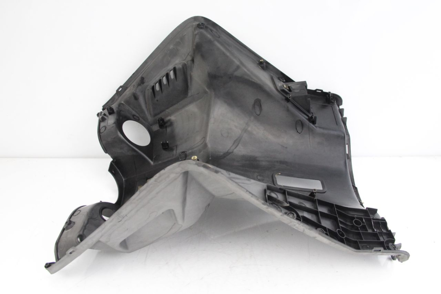 photo de TABLIER INTERIEUR KYMCO DINK 4T 50 (2007 - 2018) - Autre angle de vue