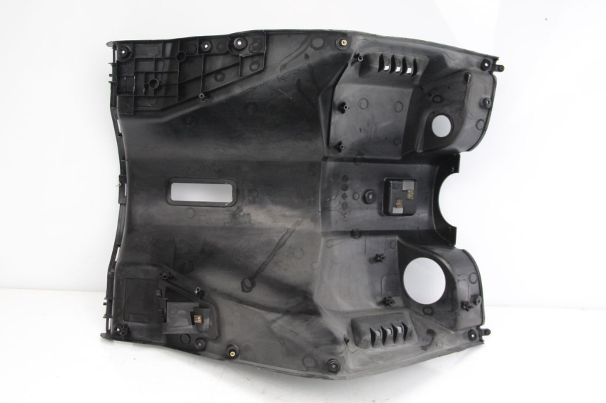 photo de TABLIER INTERIEUR KYMCO DINK 4T 50 (2007 - 2018) - Vue d’ensemble