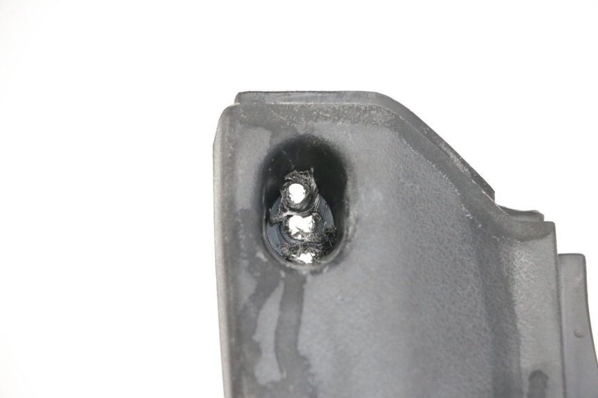 photo de TABLIER INTERIEUR KYMCO DINK STREET 125 (2009 - 2014) - Zoom état d’usage