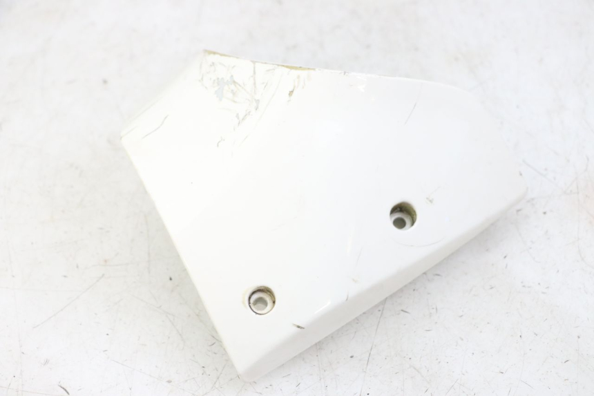 photo de TABLIER INTERIEUR DROIT GILERA NEXUS 125 (2009 - 2013) - État de surface