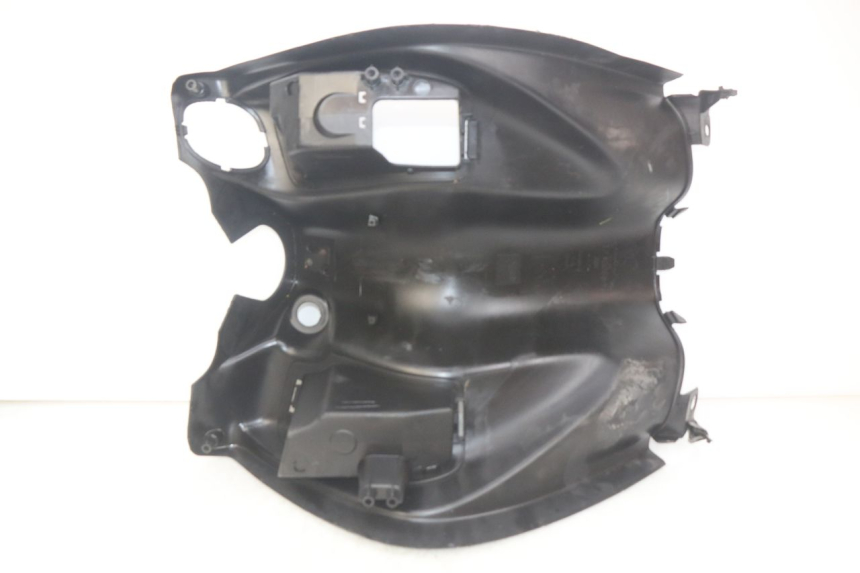 photo de TABLIER INTERIEUR PEUGEOT ELYSEO 125 (1999 - 2004) - Zoom état d’usage