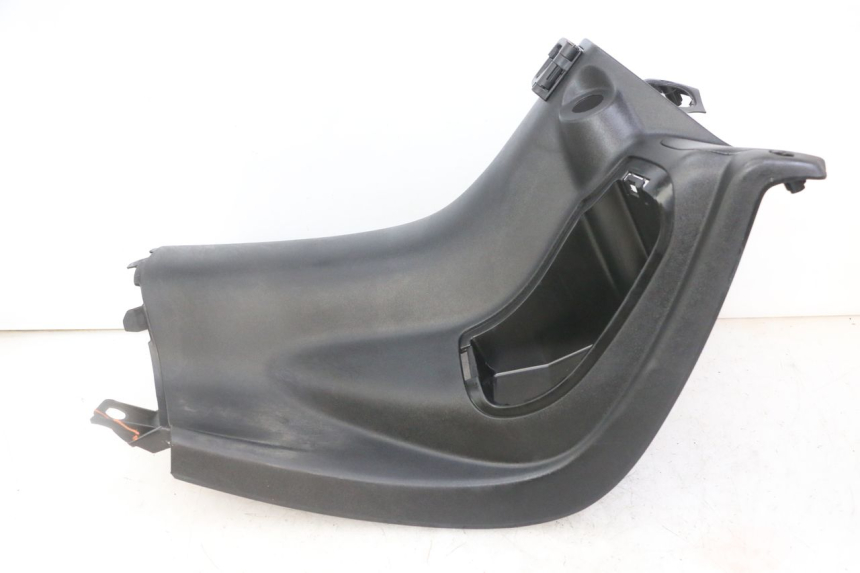 photo de TABLIER INTERIEUR PEUGEOT ELYSEO 125 (1999 - 2004) - Points de fixation