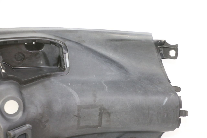 photo de TABLIER INTERIEUR PEUGEOT ELYSTAR 50 (2002 - 2014) - Gros plan technique