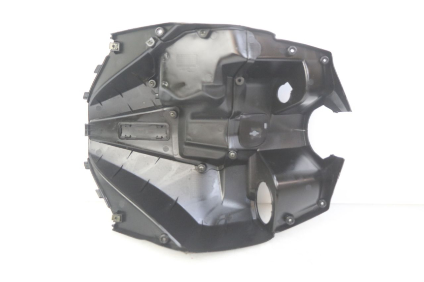 photo de TABLIER INTERIEUR JM MOTORS EVOLIS 4T 50 (2018 - 2022) - Gros plan technique