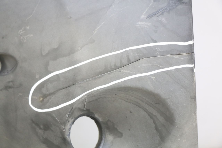 photo de TABLIER INTERIEUR HONDA FES PANTHEON 2T 125 (1998 - 2002) - Photo complémentaire