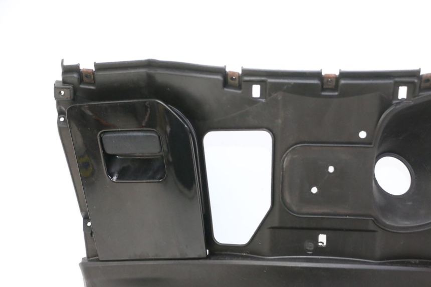 photo de TABLIER INTERIEUR HONDA FES S-WING SWING ABS 125 (2007 - 2015) - Inspection visuelle