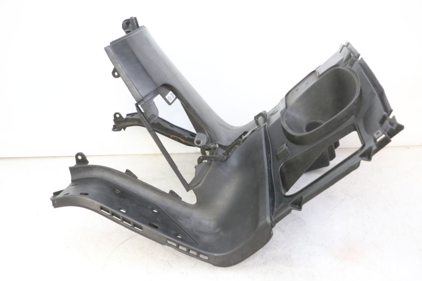 photo de TABLIER INTERIEUR HONDA FES S-WING SWING ABS 125 (2007 - 2015) - Détail de la pièce