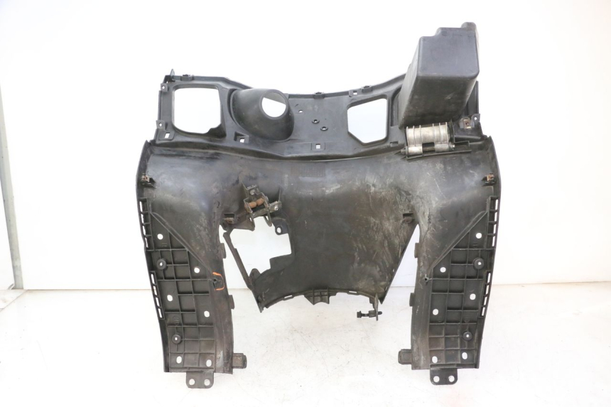photo de TABLIER INTERIEUR HONDA FES S-WING SWING ABS 125 (2007 - 2015) - Inspection visuelle