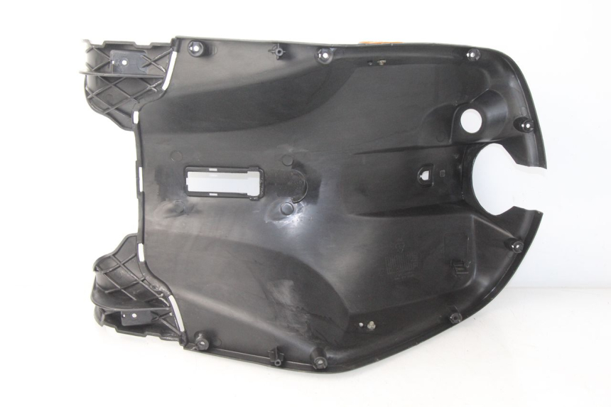 photo de TABLIER INTERIEUR SYM FIDDLE 2 50 (2008 - 2013) - Points de fixation