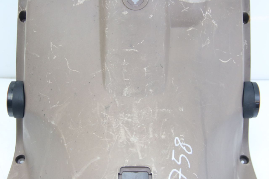 photo de TABLIER INTERIEUR SYM FIDDLE 2 50 (2008 - 2013) - Points de fixation