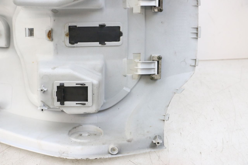 photo de Inner apron SYM FIDDLE 3 III 50 (2014 - 2020) - Zoom état d’usage