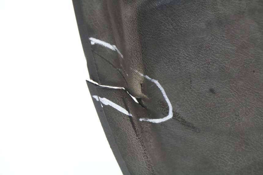photo de TABLIER INTERIEUR MBK FLAME X 125 (2004 - 2007) - Détails caractéristiques